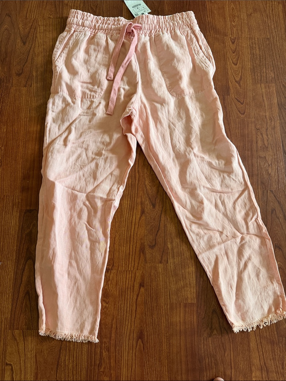 Zara raw hem trousers. Pink size large.